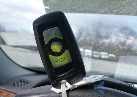 2014 BMW 328D xDrive из США, поврежденный, VIN WBA3K5C52EKT33952